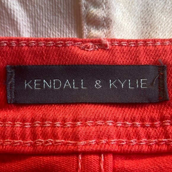 Kendall & Kylie SZ 5 Red & white dip dyed ombre grommet shorts Sexy Hot Pants - Picture 5 of 7